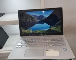 New Laptop HP Pavilion 15 8GB Intel Core I5 HDD+SSD 1T