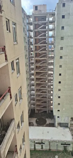 3bdrm Condo in Bole Beshale 40/60 for sale