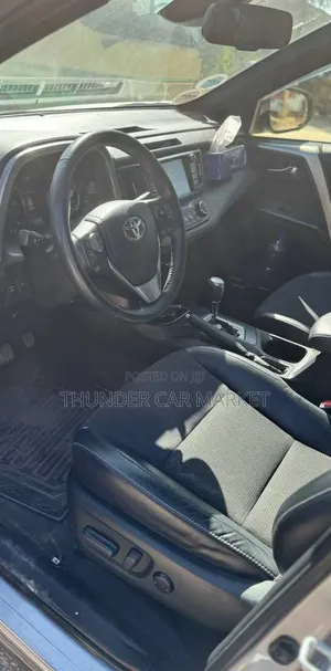 Toyota RAV4 2017 Silver