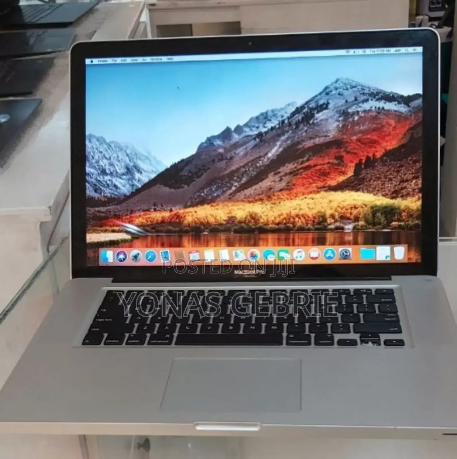New Laptop Apple MacBook Pro 2011 4GB Intel Core I7 SSD 750GB