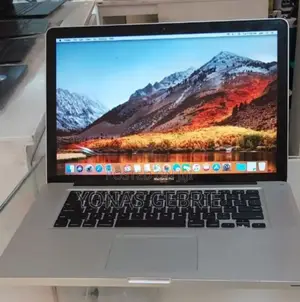 Photo - New Laptop Apple MacBook Pro 2011 4GB Intel Core I7 SSD 750GB