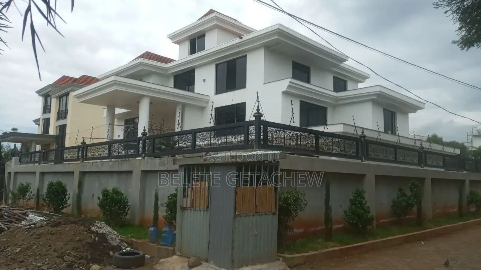 12bdrm House in Semit, G+2 Luxury, Bole for sale