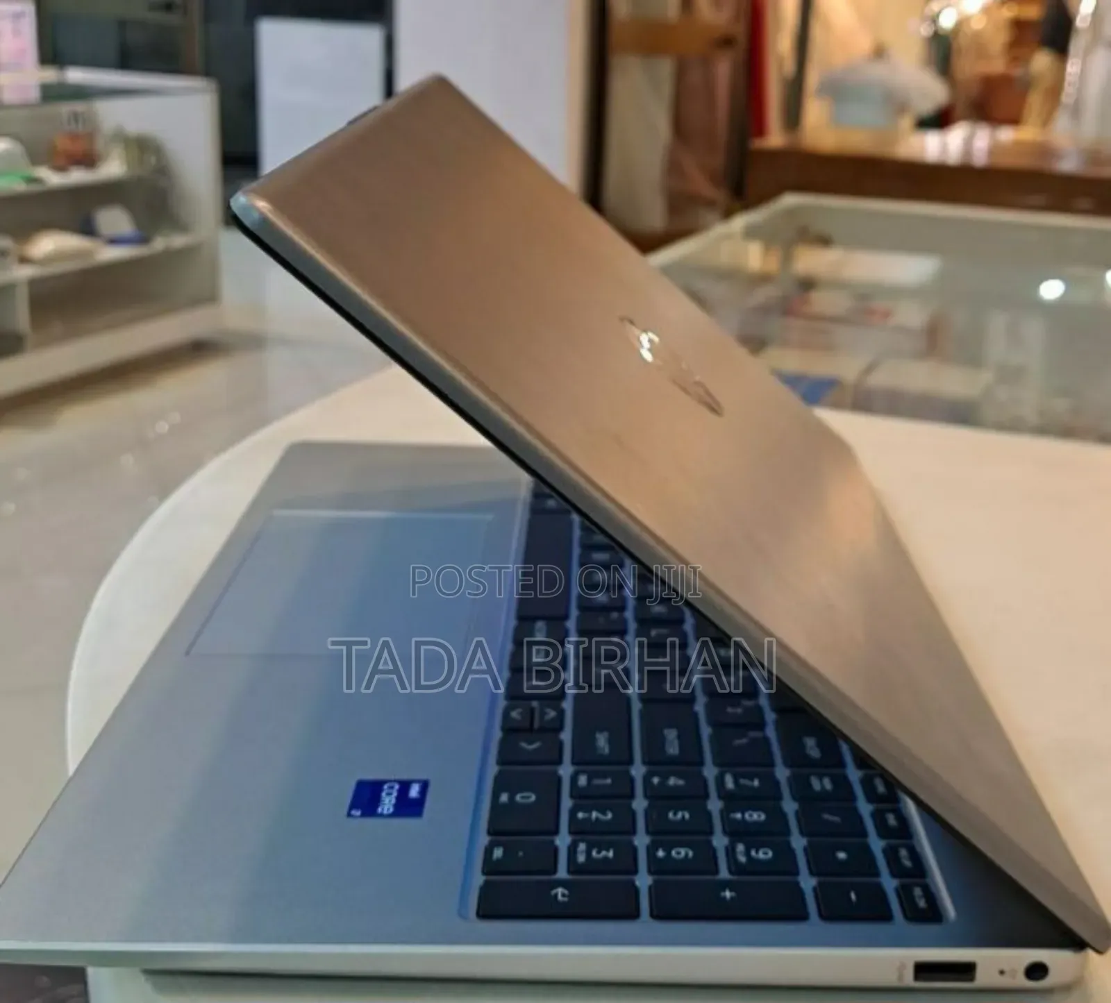 New Laptop HP Stream Notebook 12GB Intel Core I7 SSD 512GB