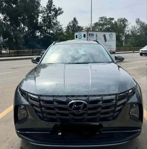 Photo - Hyundai Tucson 2021 Gray