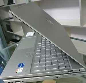 New Laptop HP Pavilion 10 8GB Intel Core I5 SSD 512GB