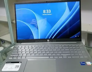 Photo - New Laptop HP Pavilion 10 8GB Intel Core I5 SSD 512GB