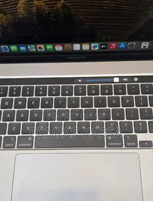 New Laptop Apple MacBook Pro 2019 16GB Intel Core I7 SSD 1T