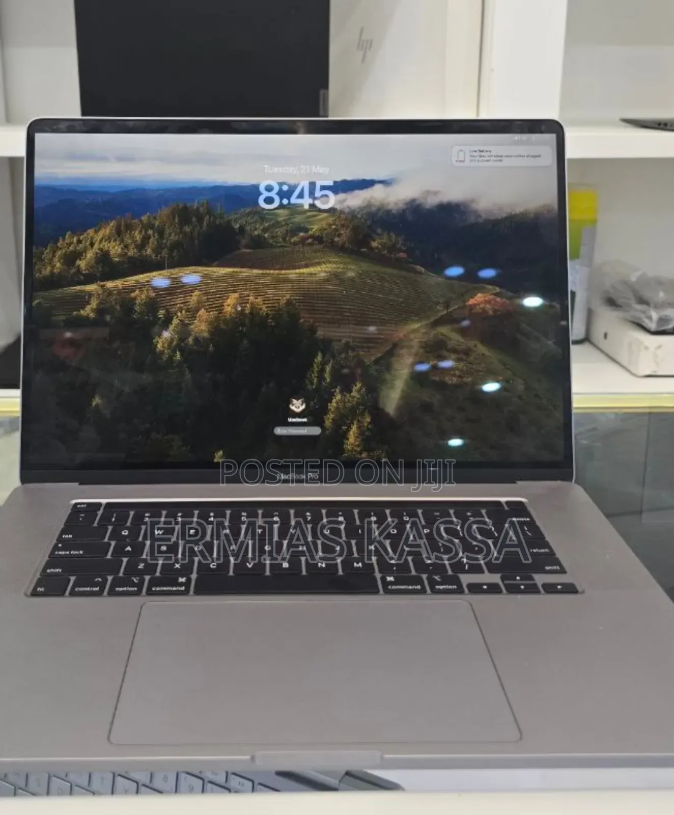 New Laptop Apple MacBook Pro 2019 16GB Intel Core I7 SSD 1T