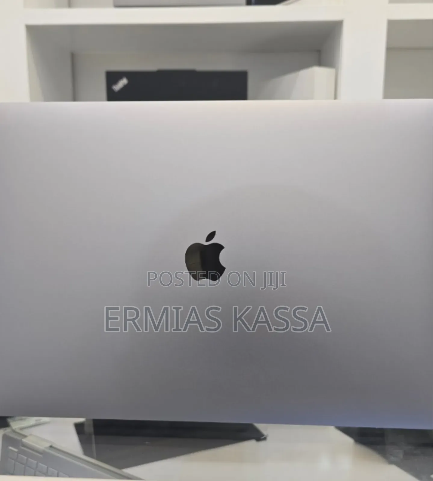 New Laptop Apple MacBook Pro 2019 16GB Intel Core I7 SSD 1T