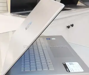 New Laptop HP Stream Notebook 8GB Intel Core I5 SSD 256GB