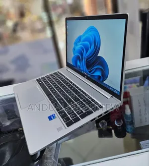 New Laptop HP ProBook 450 G8 8GB Intel Core I5 SSD 512GB