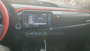 Toyota Hilux 2017 Gray