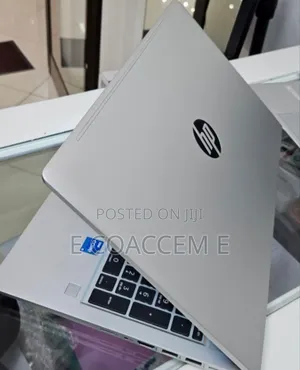 New Laptop HP 8GB Intel Core I5 SSD 512GB