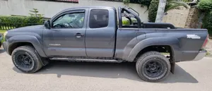 Toyota Tacoma 2010 Gray
