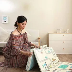 Photo - Waterproof Foldable Baby Play Mat