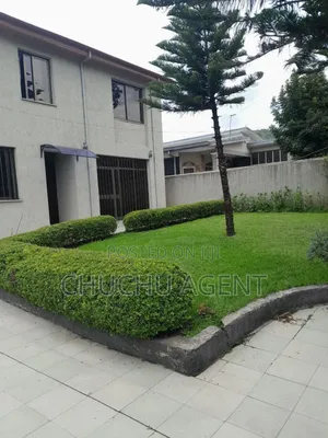 5bdrm Townhouse/Terrace in Bole for sale