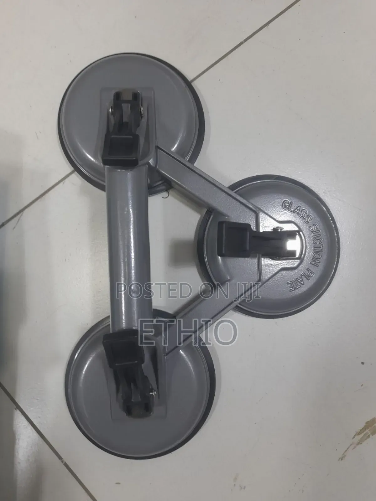 ባለ 3መስታወት ማንሻ