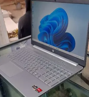 New Laptop HP Stream Notebook 18GB Intel Core I7 SSD 512GB