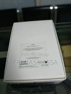 New Apple iPad 10.2 (2021) 64 GB Silver