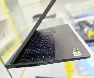 New Laptop Lenovo Legion Y720 16GB Intel Core I7 SSD 512GB