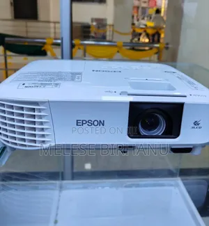 New Epson Projector
