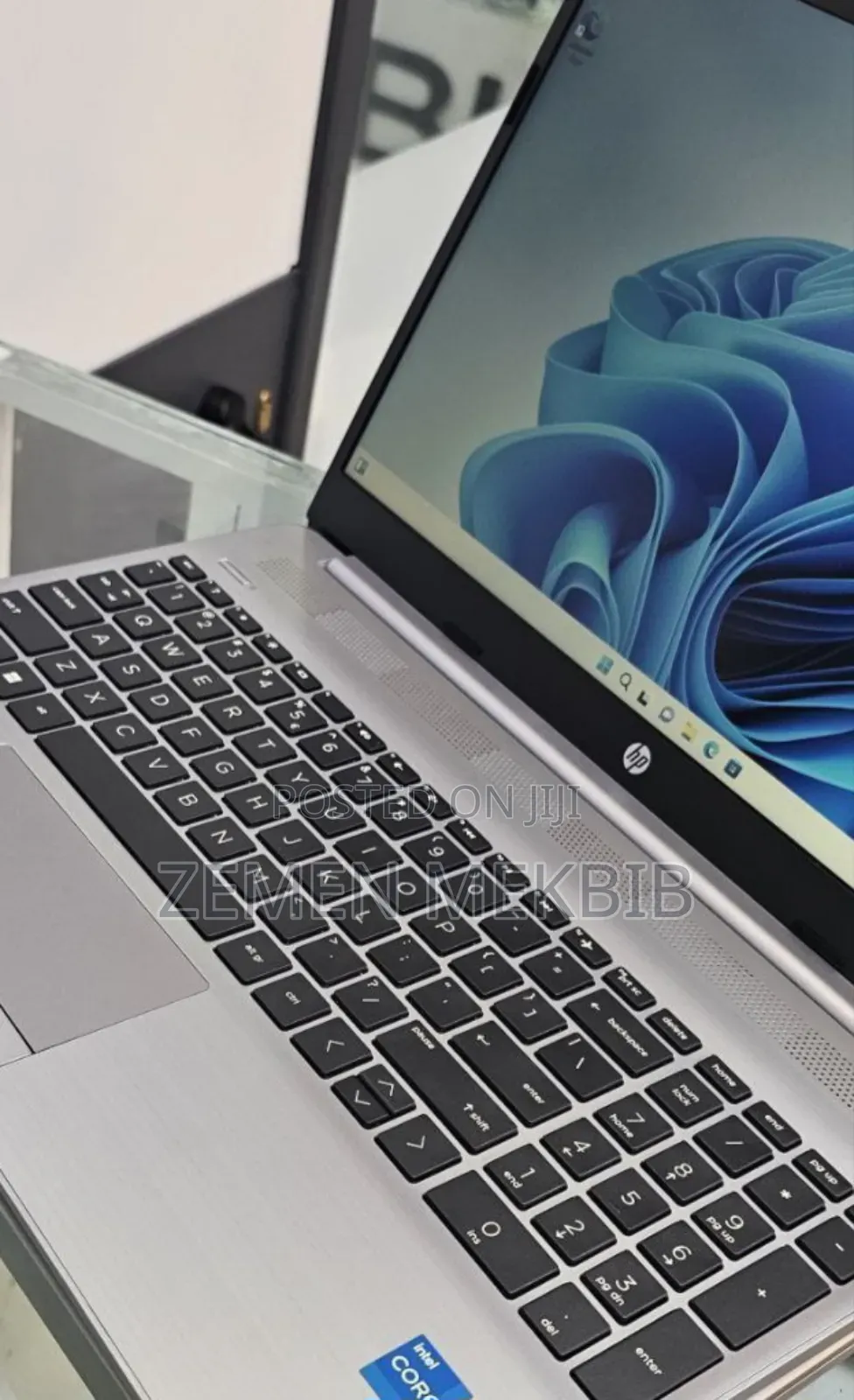 New Laptop HP Pavilion 15 8GB Intel Core I5 SSD 512GB