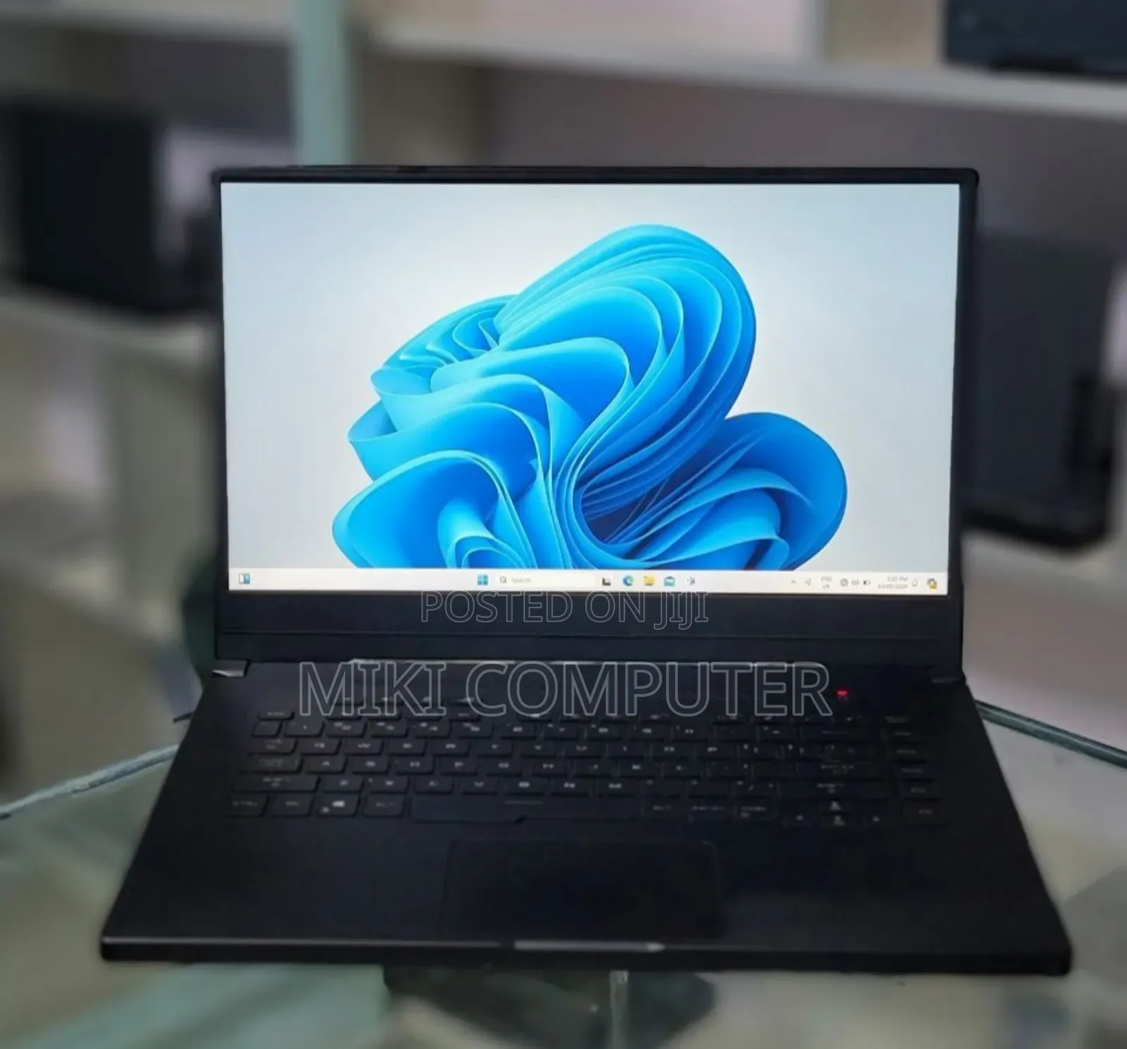 New Laptop Asus ROG Zephyrus G15 16GB AMD Ryzen 7 SSD 512GB