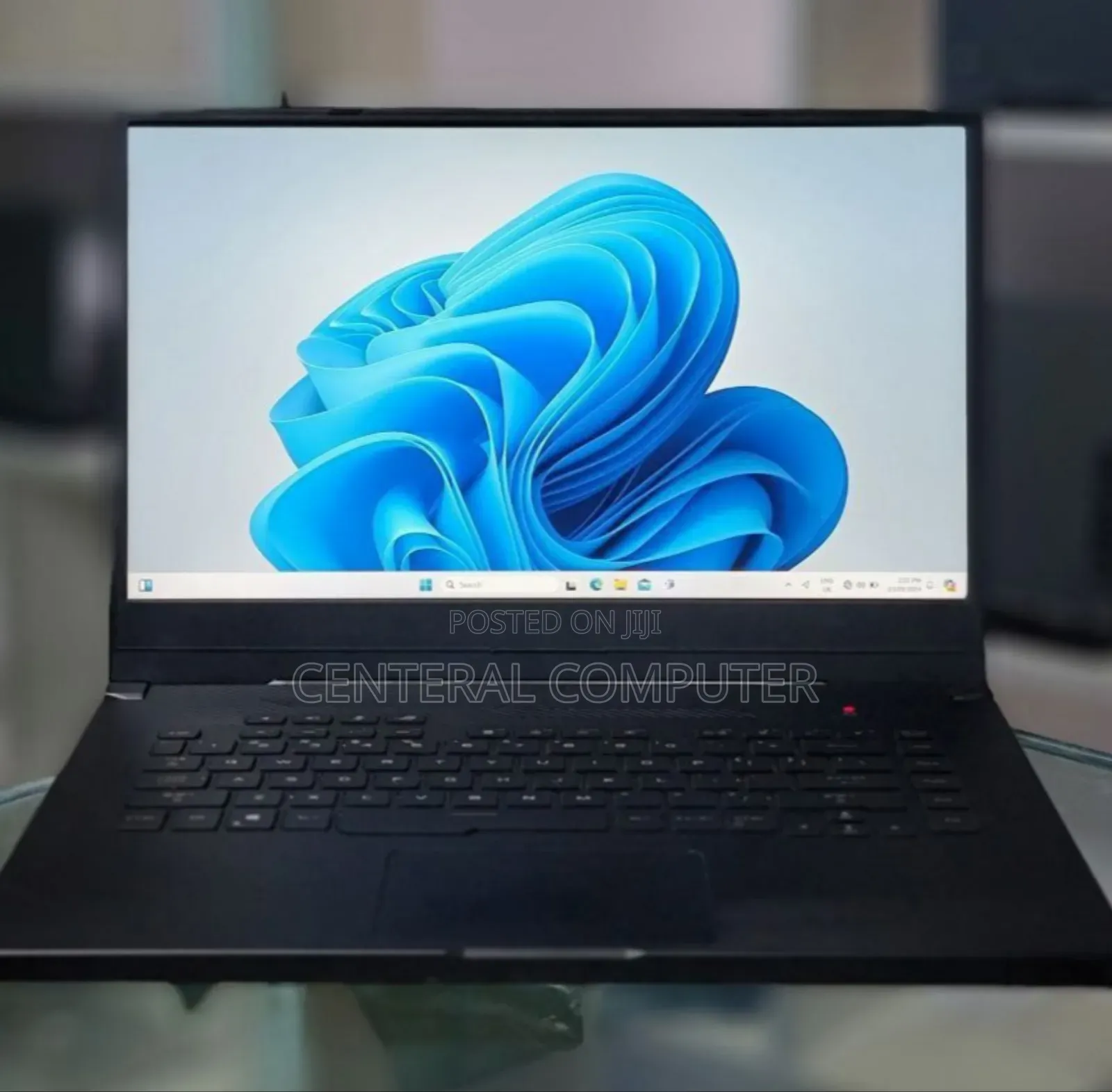 New Laptop Asus ZenBook UX430UA 16GB Intel Core I7 SSD 512GB