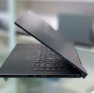 New Laptop Asus ZenBook UX430UA 16GB Intel Core I7 SSD 512GB