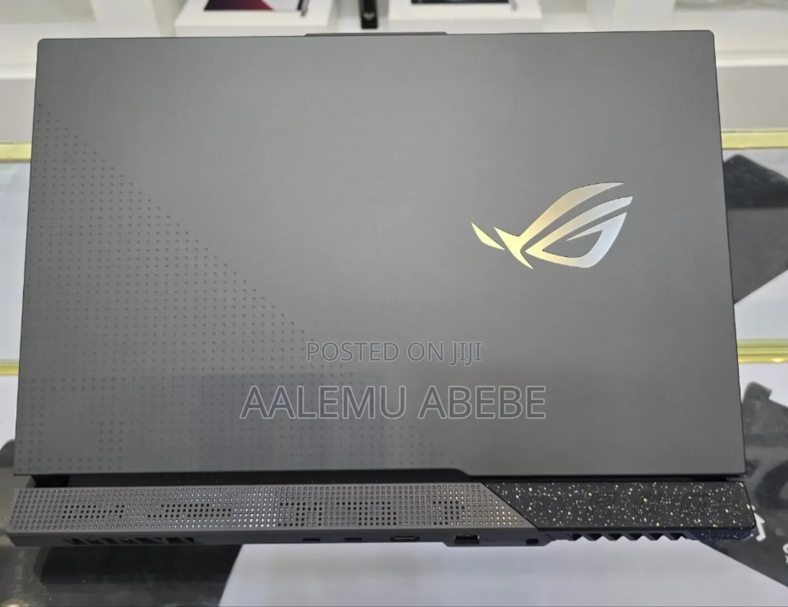 New Laptop Asus ROG Strix G17 32GB AMD Ryzen 9 SSD 1T