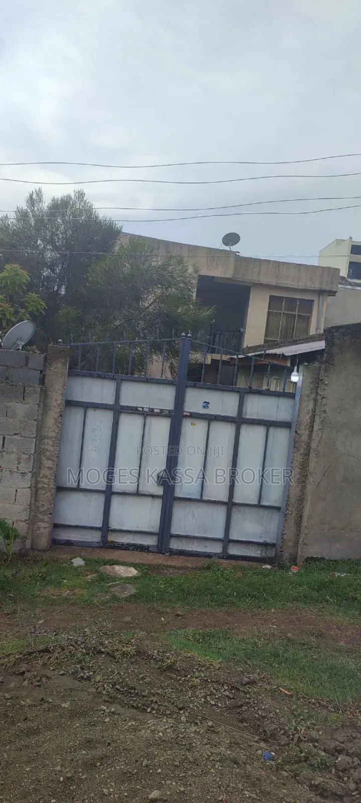 5bdrm House in አያት አምባሳደር 150 ካሬ, Yeka for sale