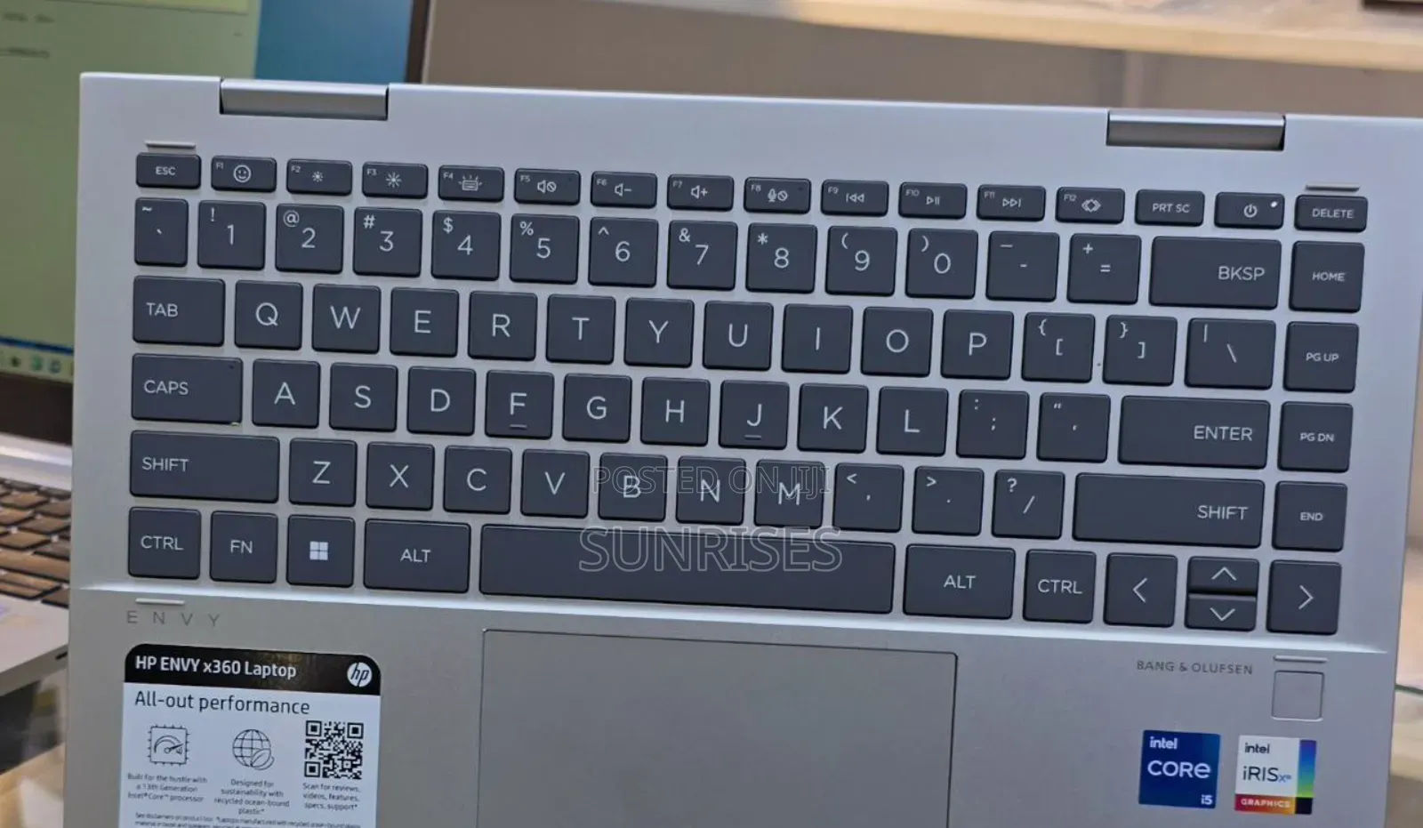 New Laptop HP Envy X360 8GB Intel Core I5 SSD 512GB