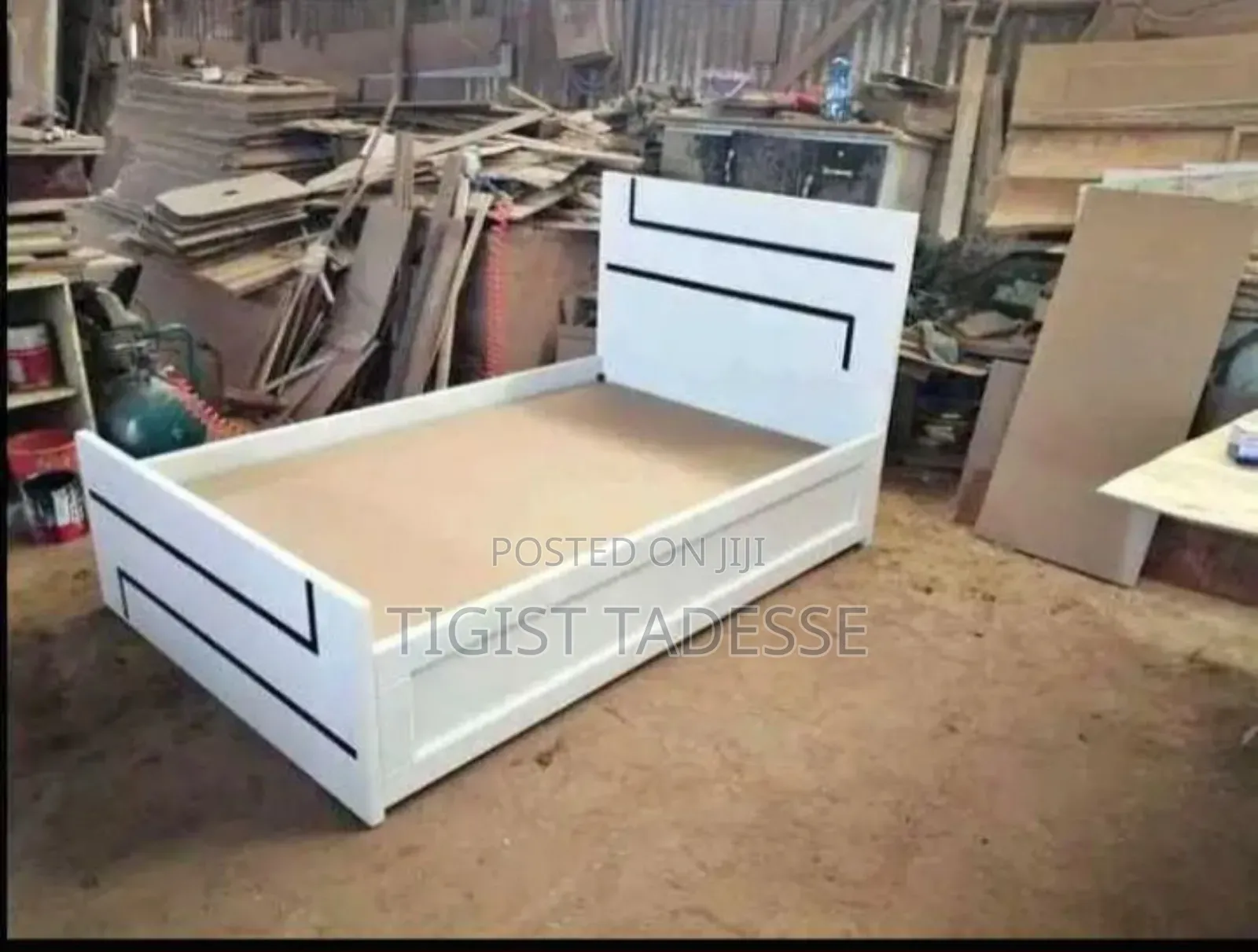 Bed 120cm MDF ጠንካራ