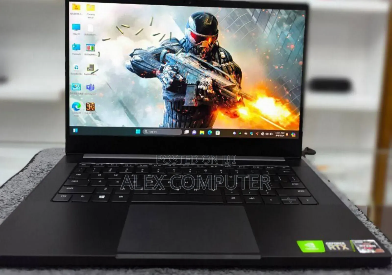 New Laptop Razer Blade 16GB AMD Ryzen 9 SSD 1T