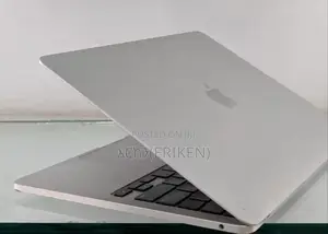 New Laptop Apple MacBook Pro 2022 M2 24GB Apple M2 SSD 2T
