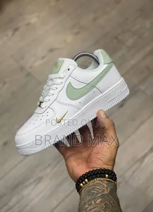 Photo - Nike Airforce 1 Premium Quality