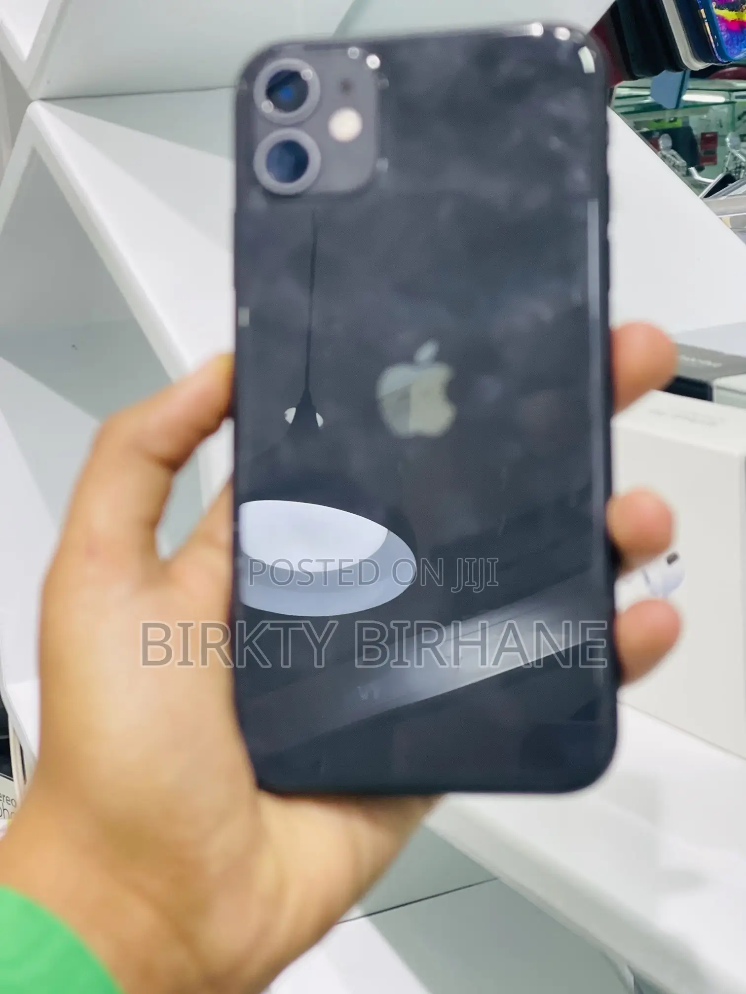 New Apple iPhone 11 128 GB Black