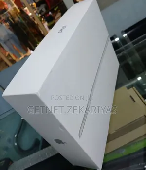 New Apple iPad 10.2 (2021) 64 GB