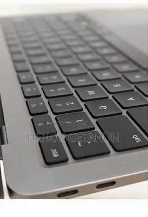 Photo - New Laptop Apple MacBook Air 2020 M1 8GB Intel Core I3 SSD 256GB