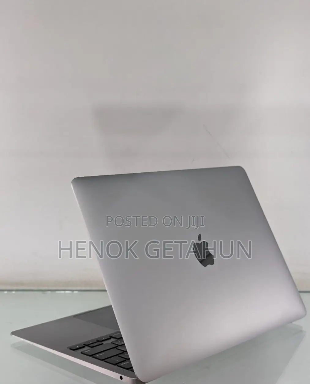 New Laptop Apple MacBook Air 2020 M1 8GB Intel Core I3 SSD 256GB
