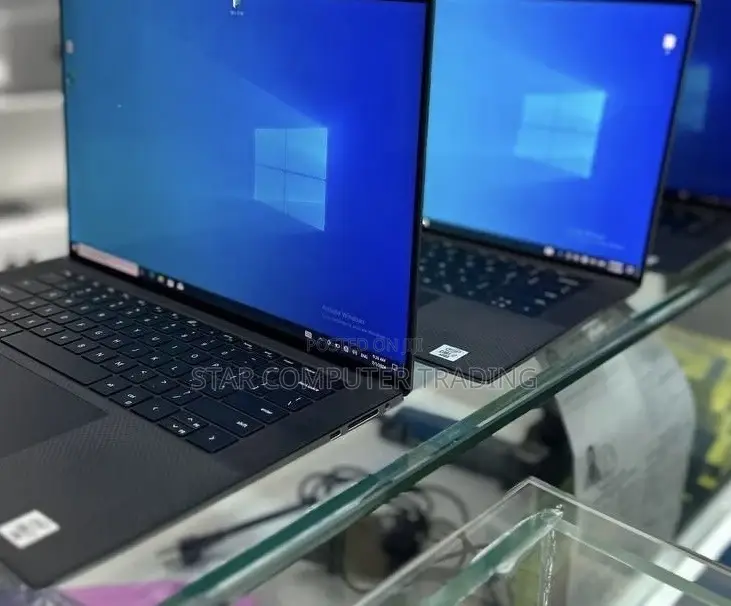 New Laptop Dell Precision 15 5520 32GB Intel Core I7 SSD 512GB