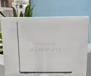 Photo - New Laptop Apple MacBook Air 2022 M2 8GB Apple M2 SSD 256GB