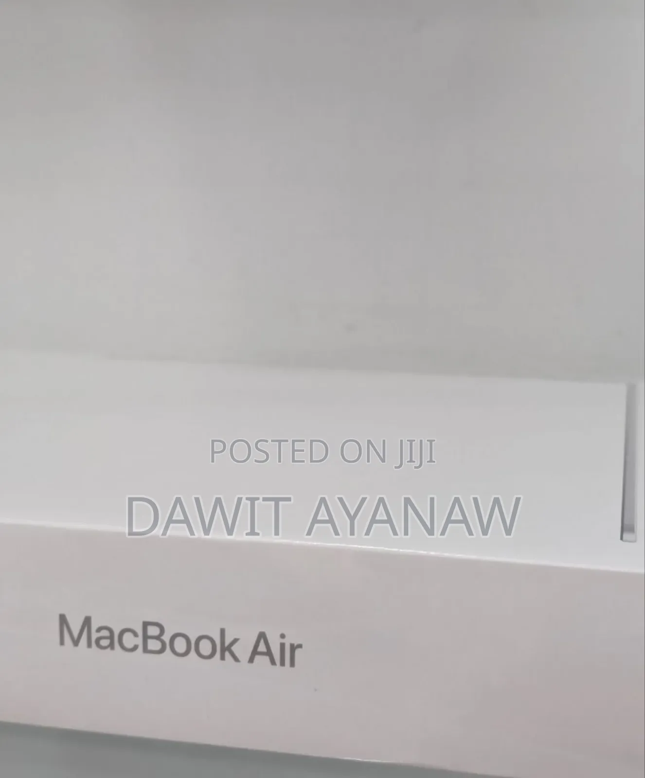 New Laptop Apple MacBook Air 2022 M2 8GB Apple M2 SSD 512GB