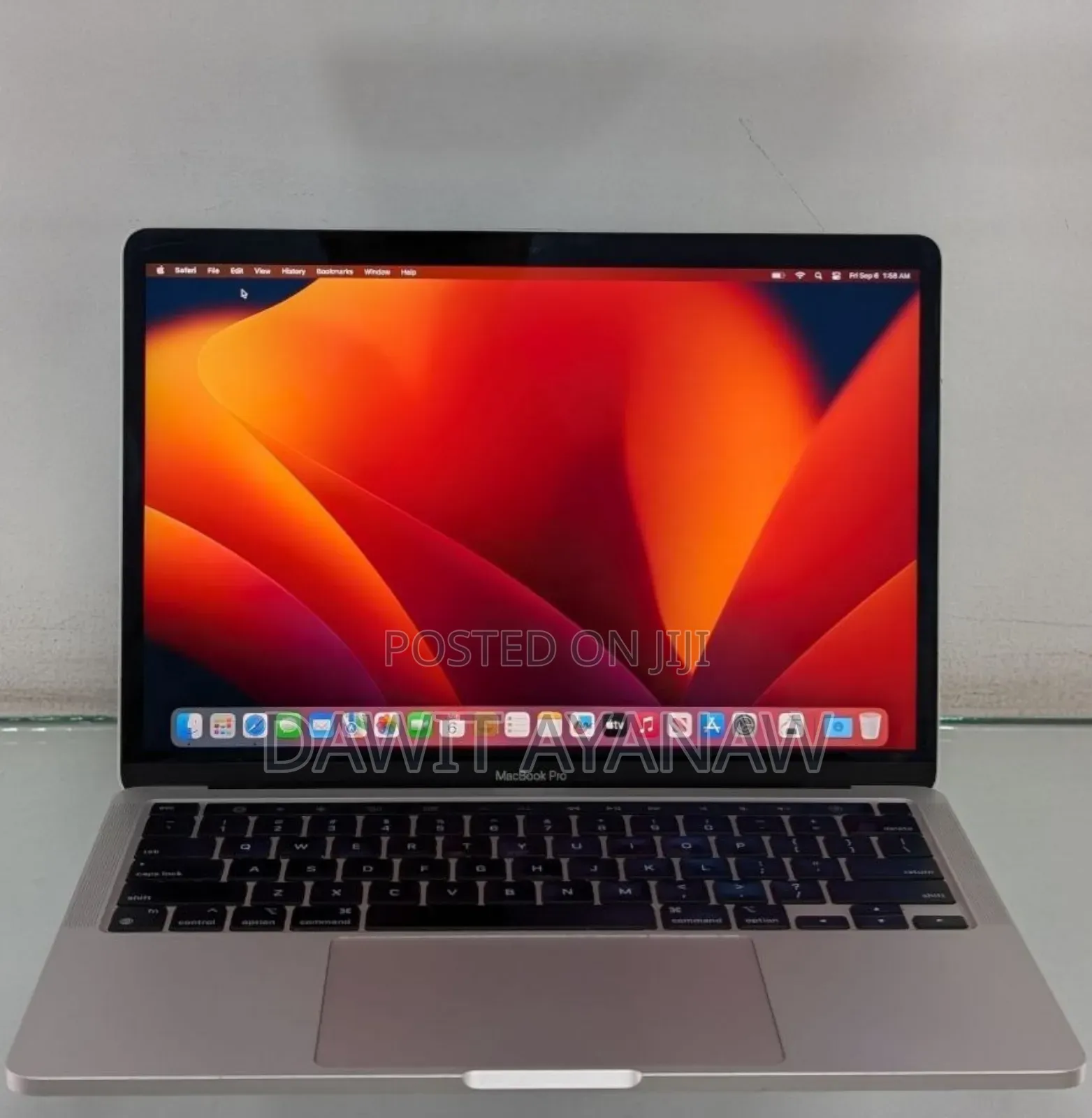 New Laptop Apple MacBook Pro 2022 M2 24GB Apple M2 SSD 2T