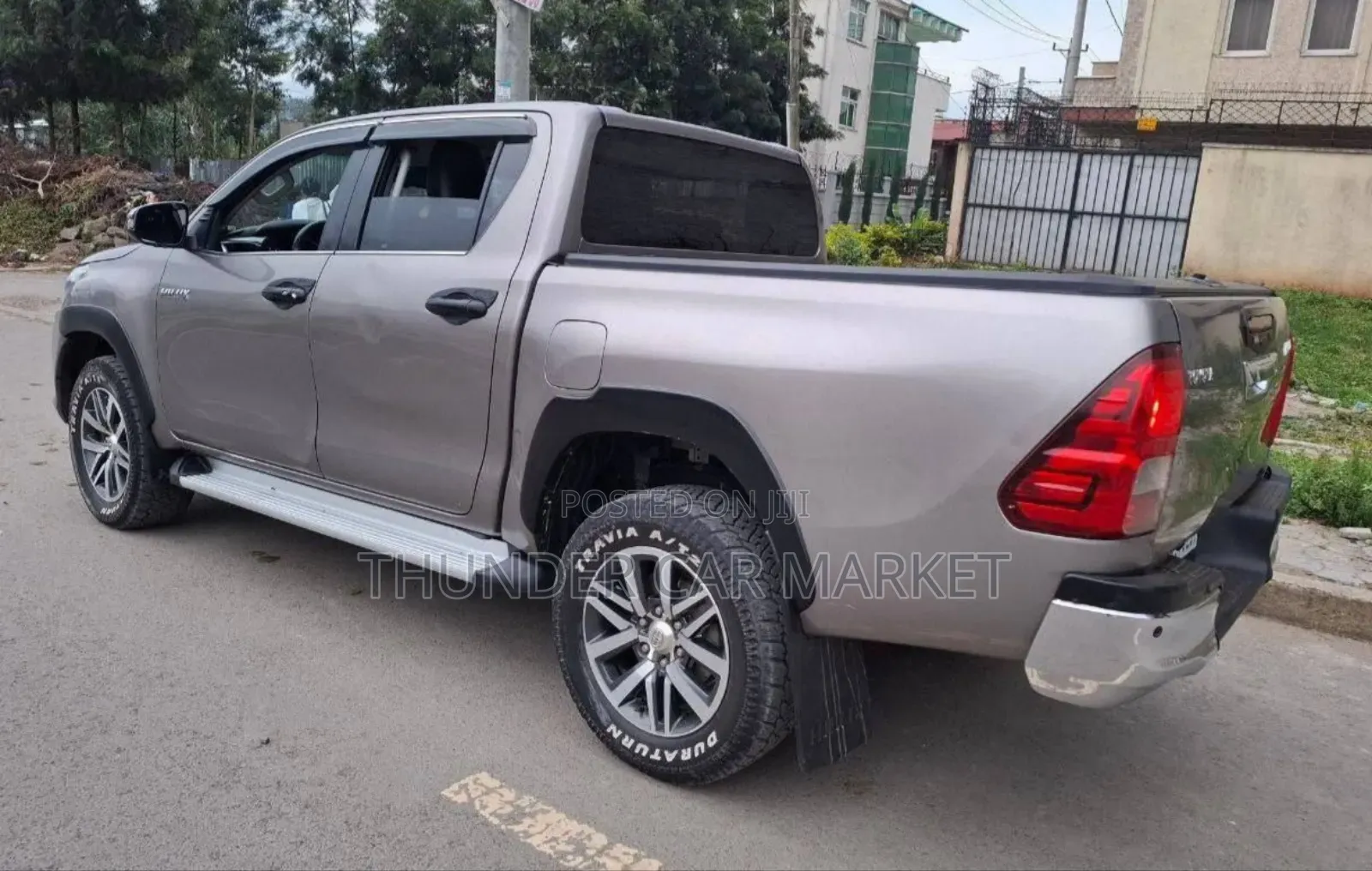 Toyota Hilux 2018 Gray