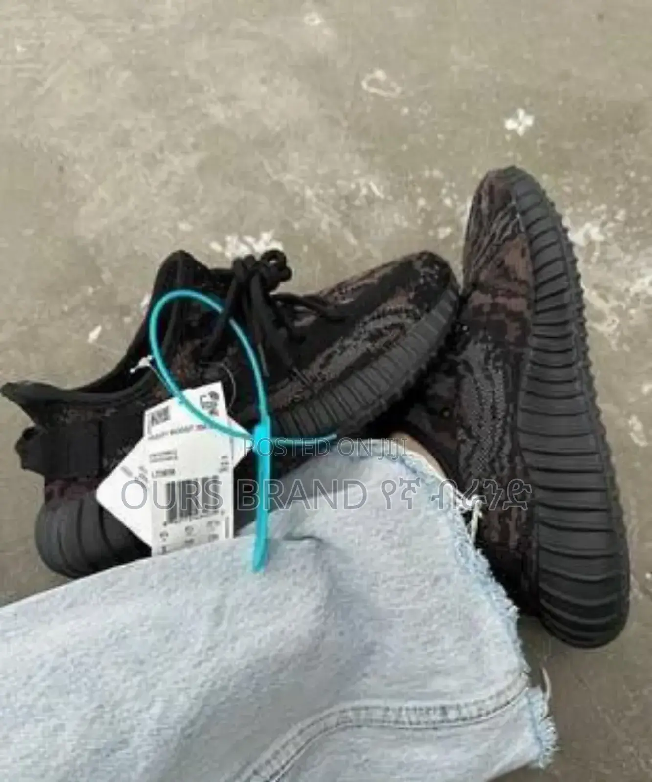 Adidas Yeezy 350 V2 MX Rock Shoes for Woman's 