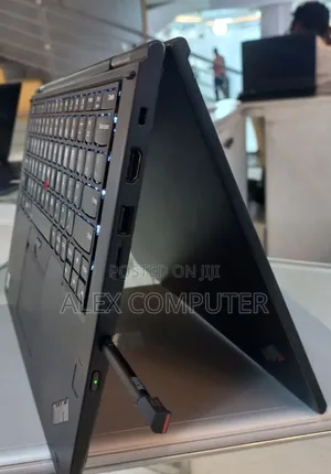 New Laptop Lenovo ThinkPad Yoga 370 16GB Intel Core I5 SSD 512GB