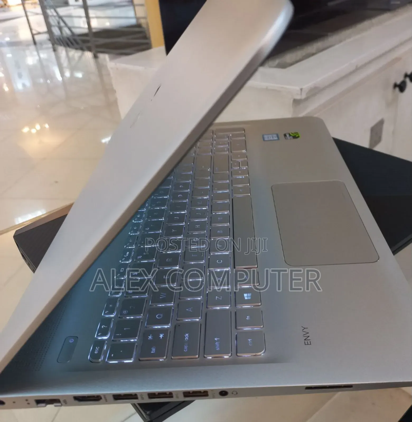 New Laptop HP Envy 15 16GB Intel Core I5 HDD+SSD 1T