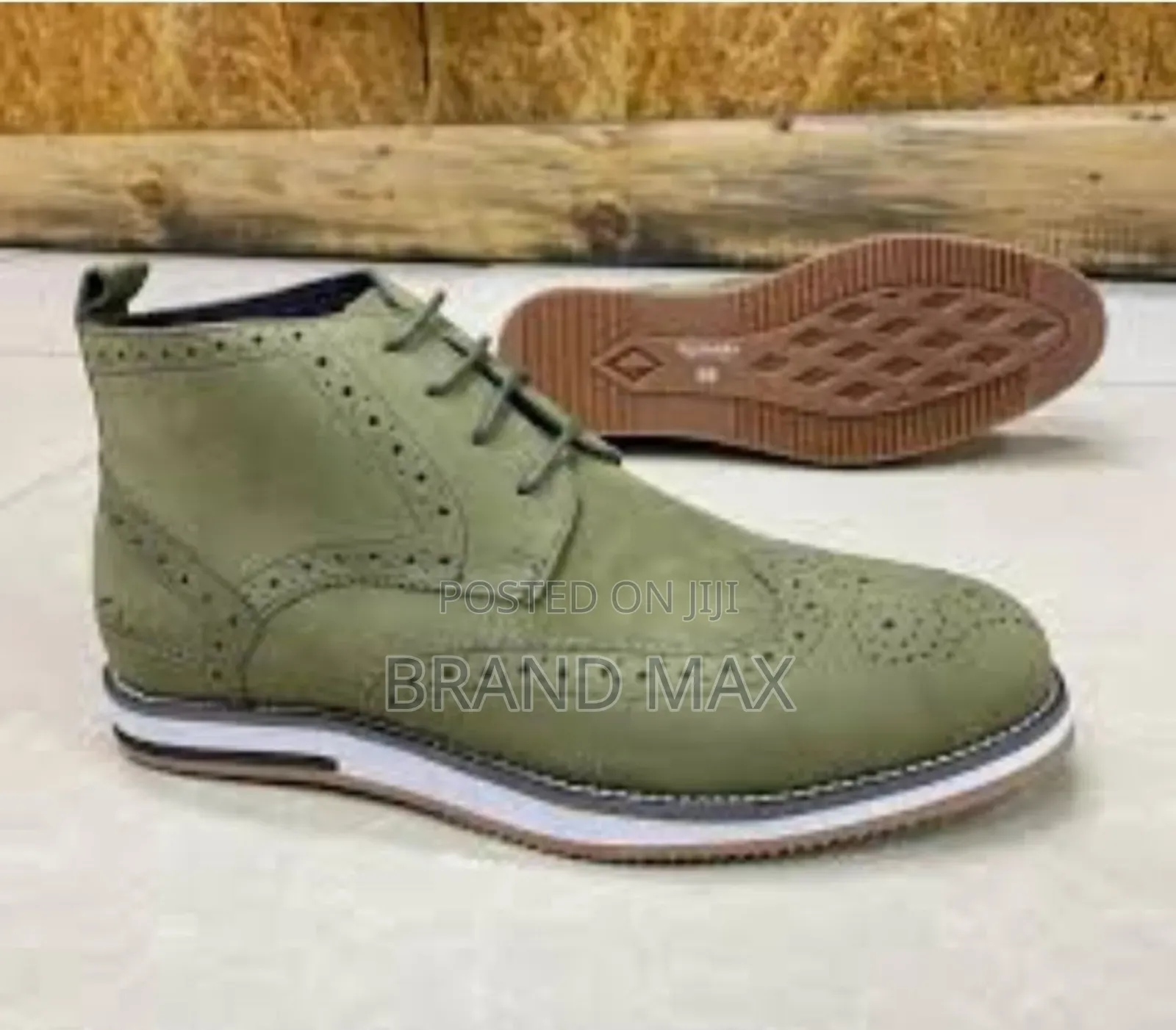 Clarks Boots Premium Quality