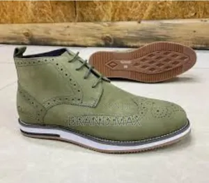 Clarks Boots Premium Quality
